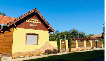 Borostyán Apartman