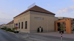 Jean Poiret - Randevú Párizsban avagy kellemes húsvéti ünnepeket!