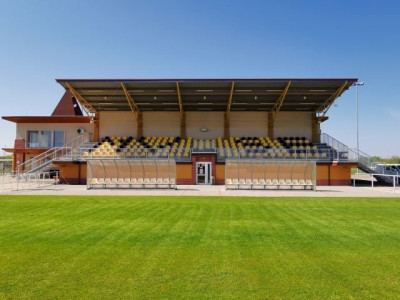 SPORTS CENTRE OF MÓRADOMB