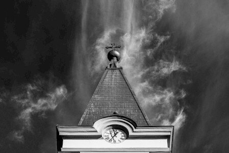 CRKVA I PAROHIJA SVETOG LADISLAVA KRALJA