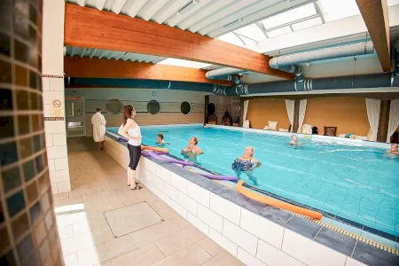 A wellnessen túl: fedezd fel a Mórahalmi fürdő gyógyító oldalát