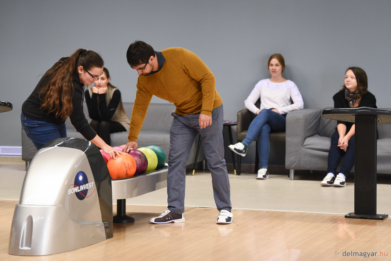 Megnyílt a Bivaly Bowling 